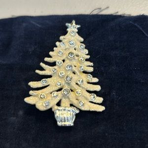 Christmas tree pin